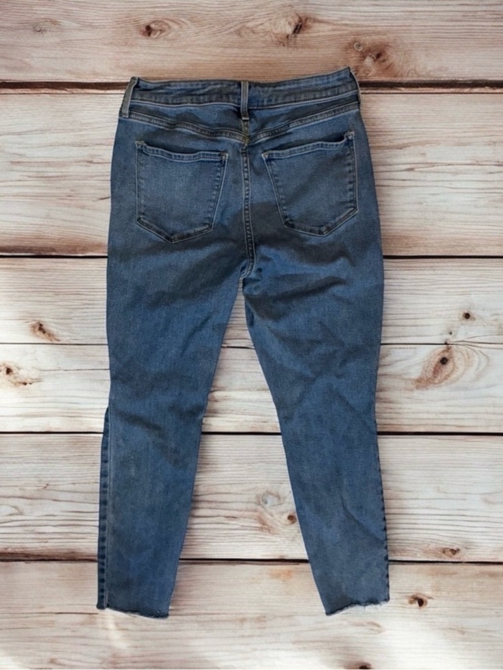 OLD NAVY ROCKSTAR SKINNY JEANS SIZE 10 - Picture 2 of 9